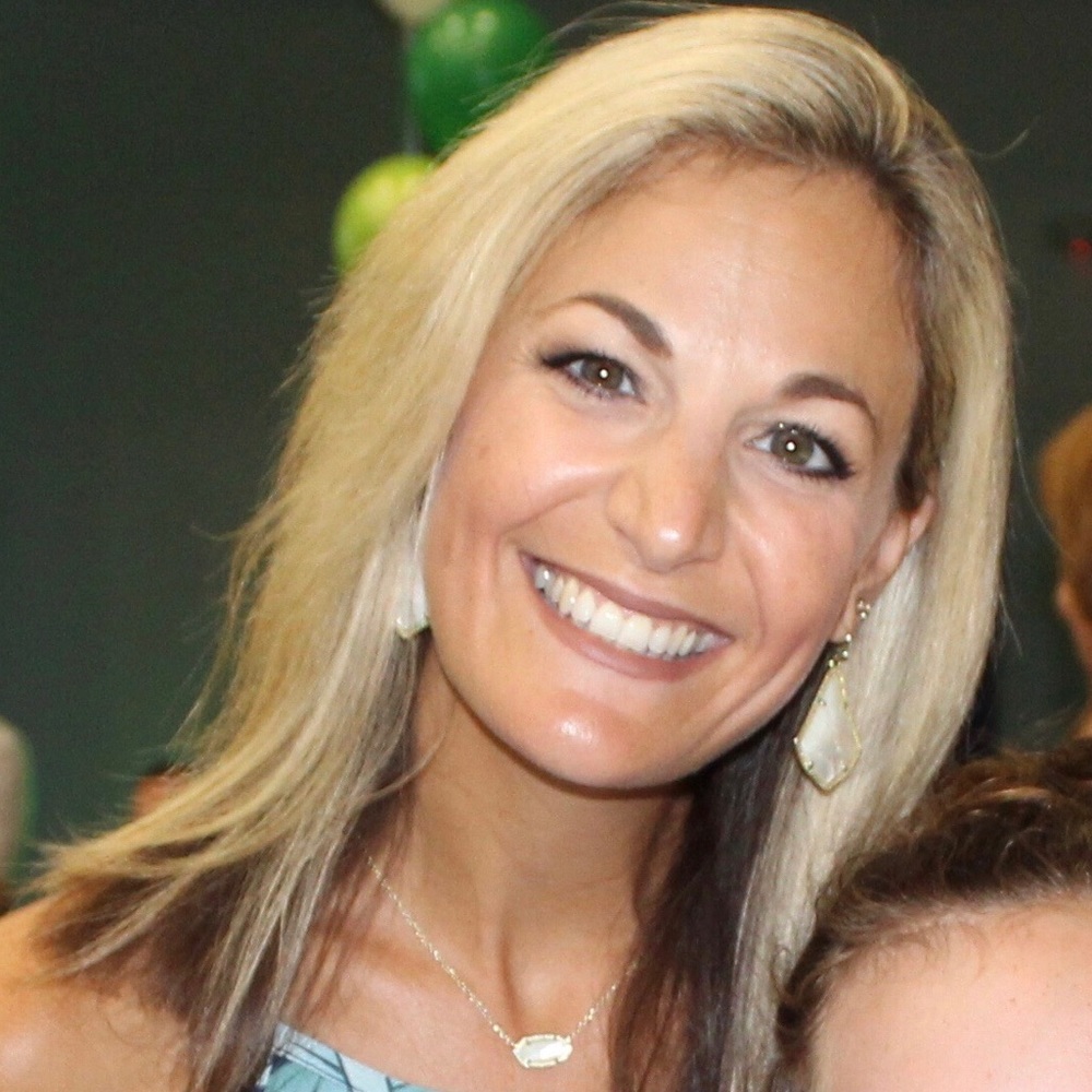 Meet your Posher, Traci